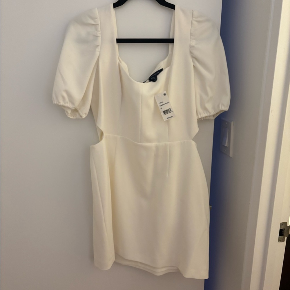 French Connection Elegant White Puff Sleeve Dress